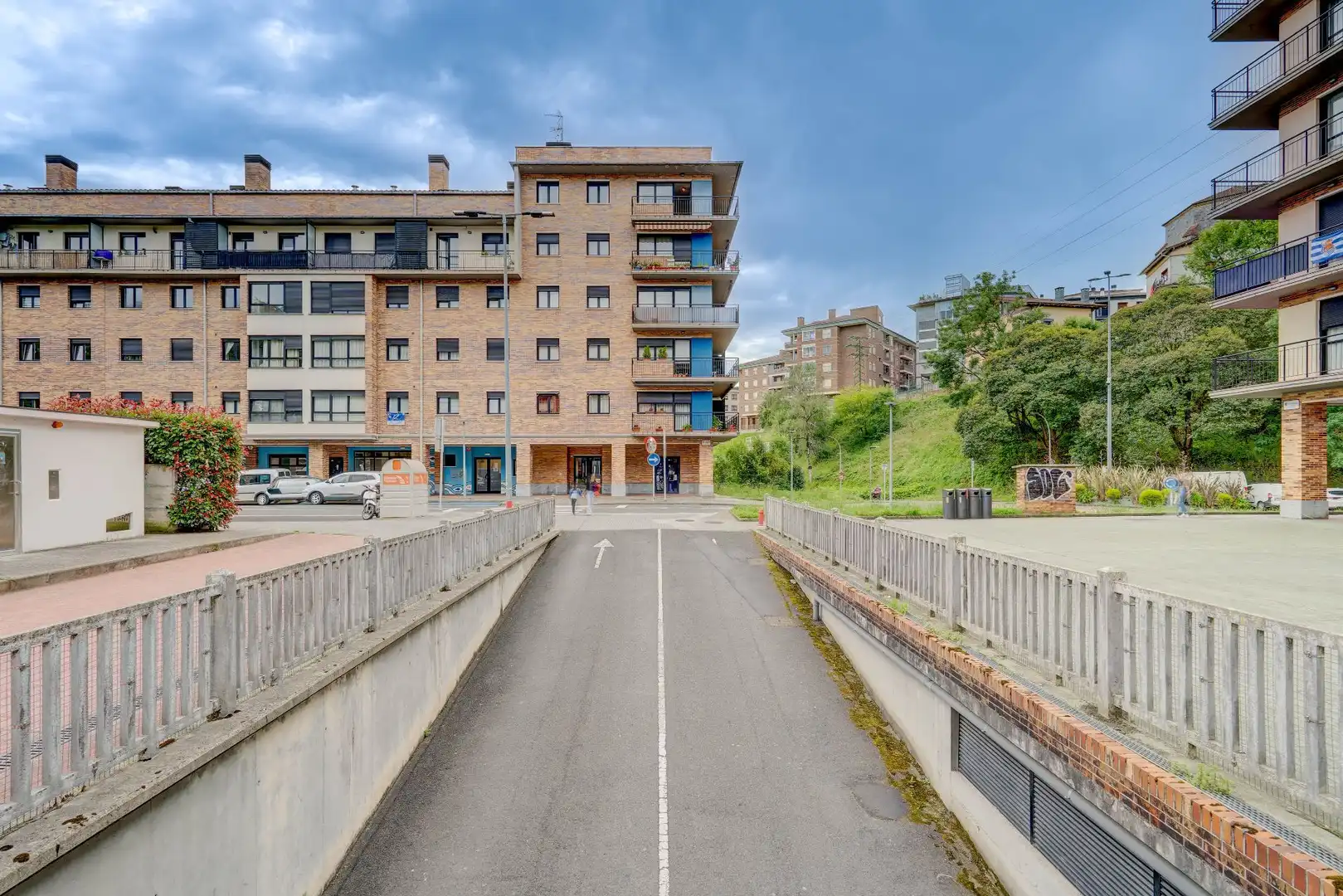 Vista exterior de Piso en venta en Urnieta con Calefacción, Terraza y Trastero