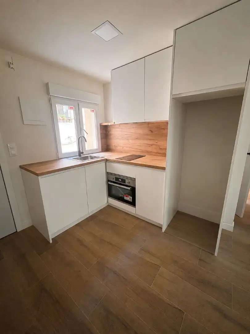 Kitchen of Flat for sale in Madrid  with Air Conditioner, Heating and Oven