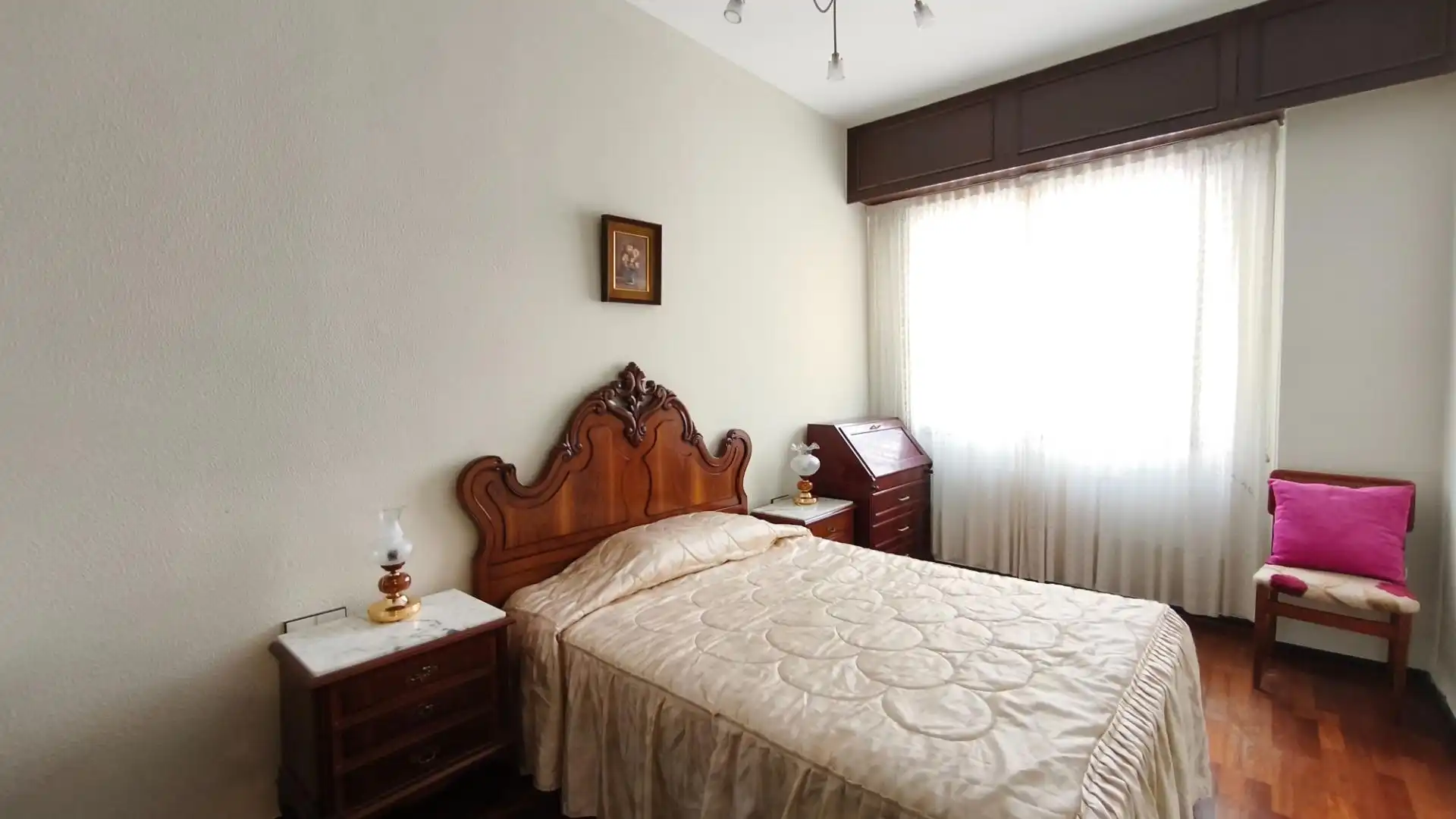 Habitación de Piso de alquiler en Bilbao  con Calefacción y Amueblado