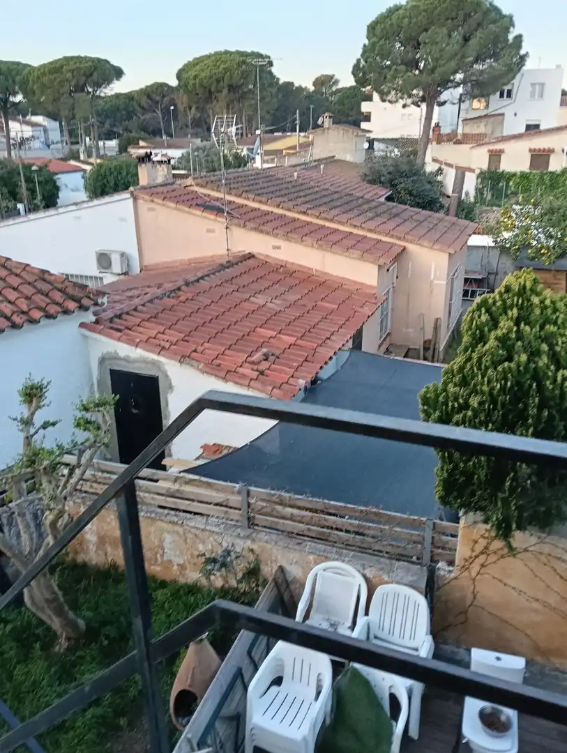 Casa con piscina in vendita a Riells, imagen 2