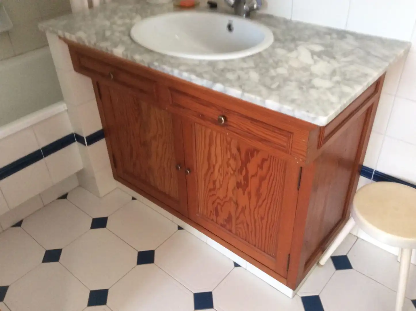 Bathroom of Houses for sale in Vigo 
