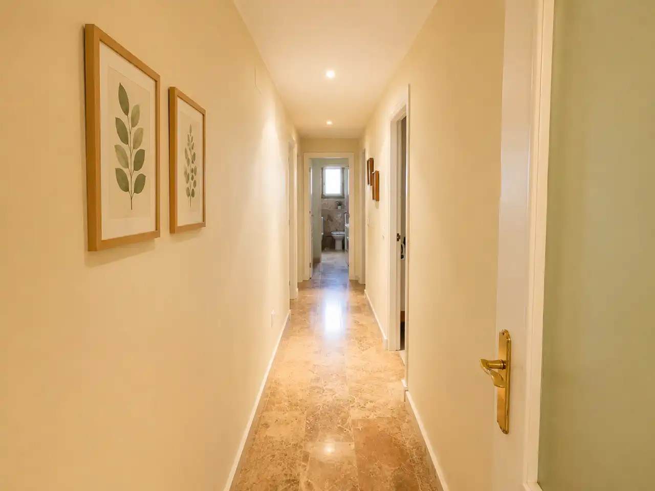Wohnung zur Miete in Marbella mit Klimaanlage, Heizung und Terrasse