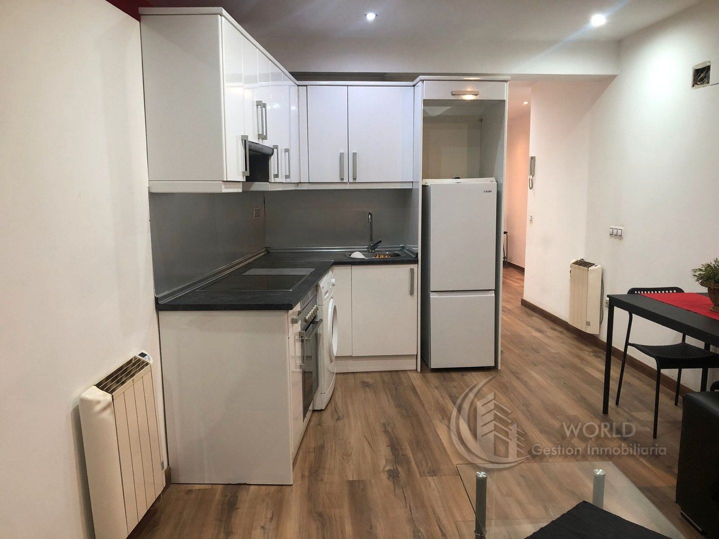 Kitchen of Flat for sale in  Madrid Capital  with Air Conditioner, Heating and Furnished