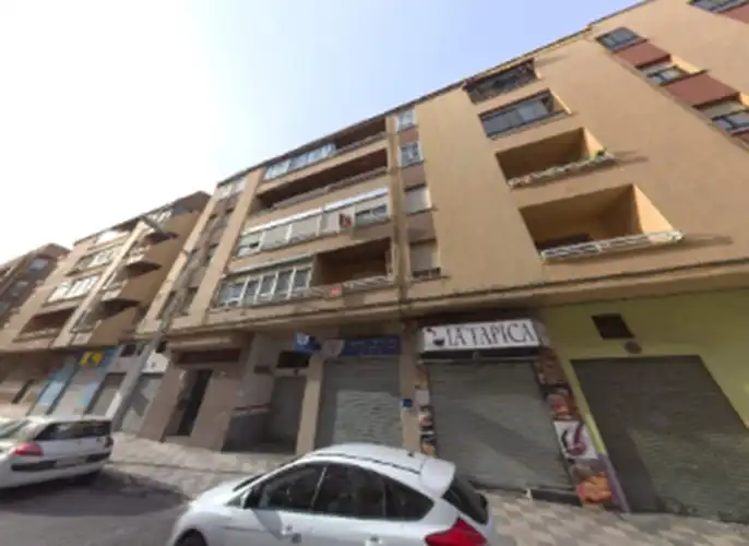 Piso en venta en C/ Luis Vives