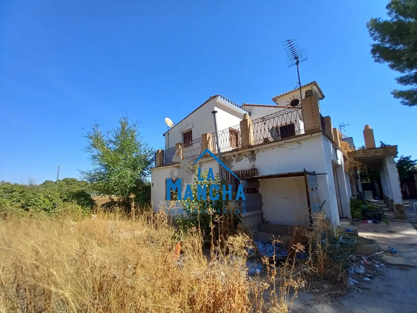 Finca rústica en venda en Albacete amb Jardí privat, Terrassa i Traster