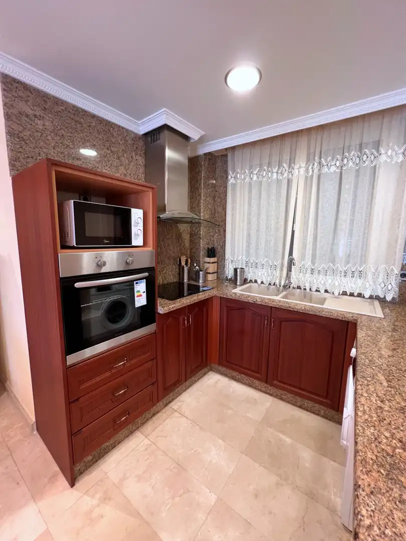 Küche von Maisonette zum Verkauf in Torrevieja mit Balkon