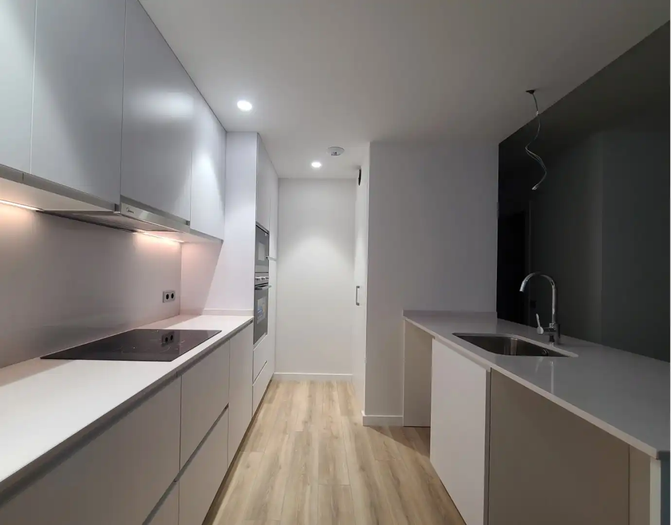 Cocina de Piso en venta en Viladecans con Terraza, Piscina y Balcón