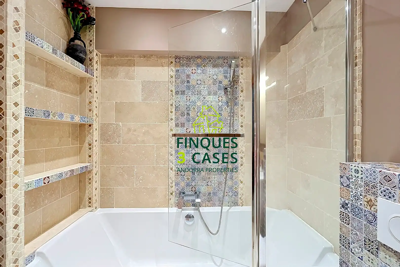 Casa bifamiliare con terrazza in vendita a Carrer de la Solana, imagen 40