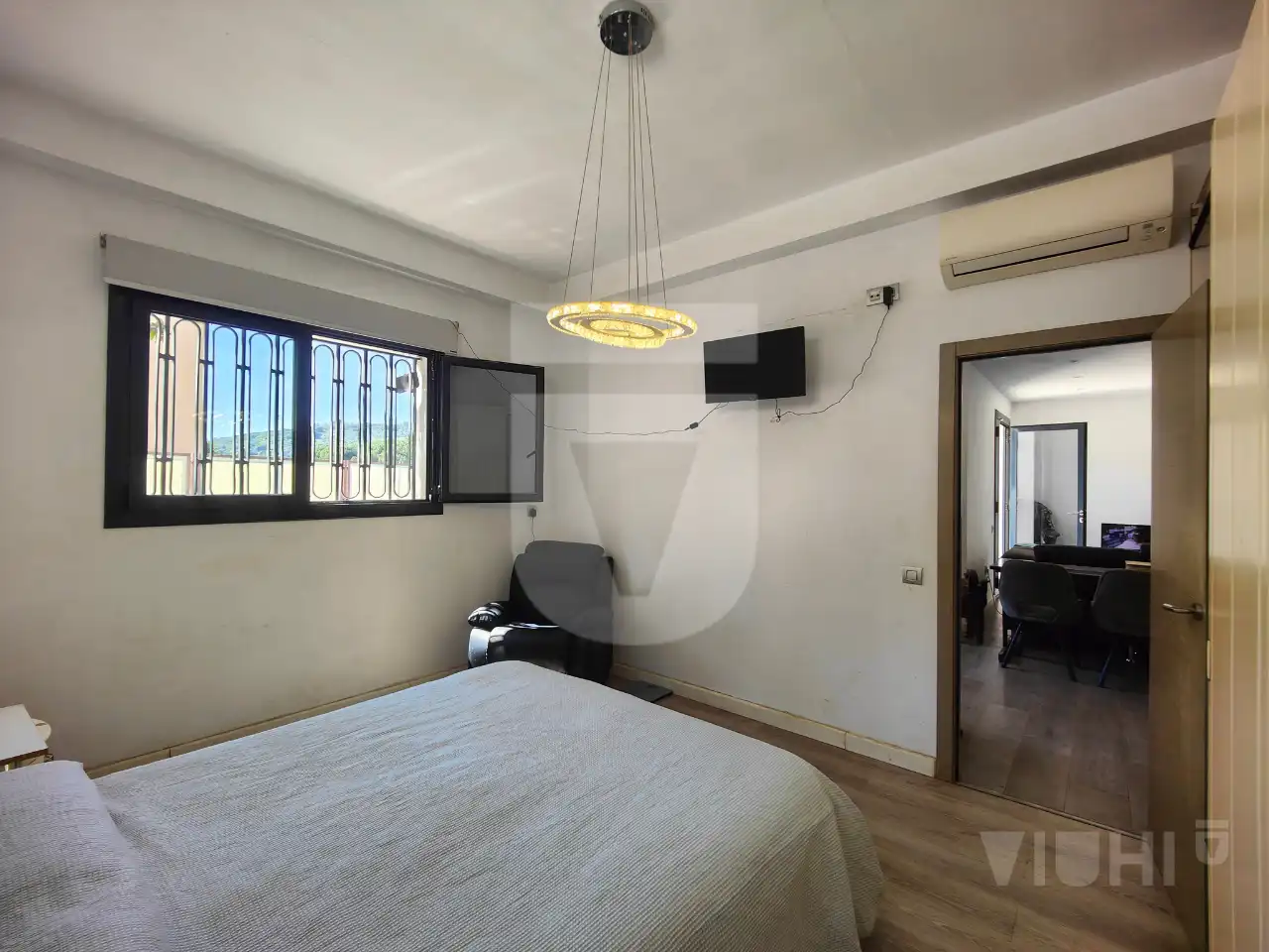 Habitación de Casa o chalet en venta en Tiana con Aire acondicionado, Calefacción y Jardín privado