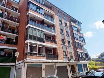 Exterior view of Flat for sale in Bilbao   with Balcony