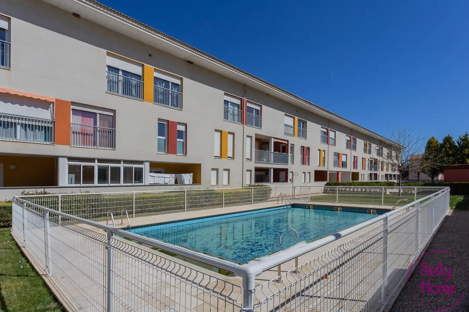 Piscina de Dúplex en venta en Andorra (Teruel) con Calefacción, Jardín privado y Terraza