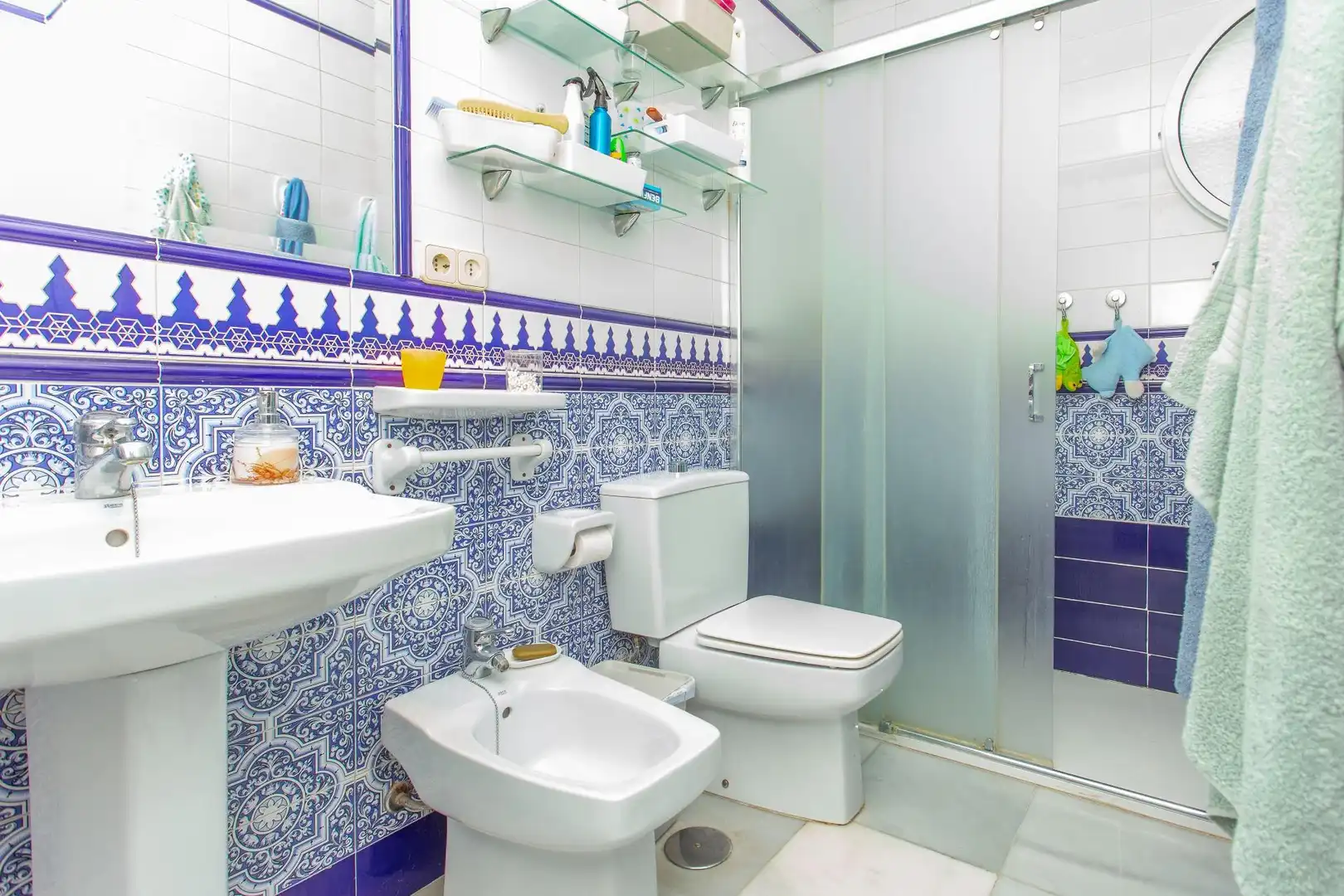 Baño de Casa o chalet en venta en El Puerto de Santa María con Aire acondicionado, Calefacción y Jardín privado