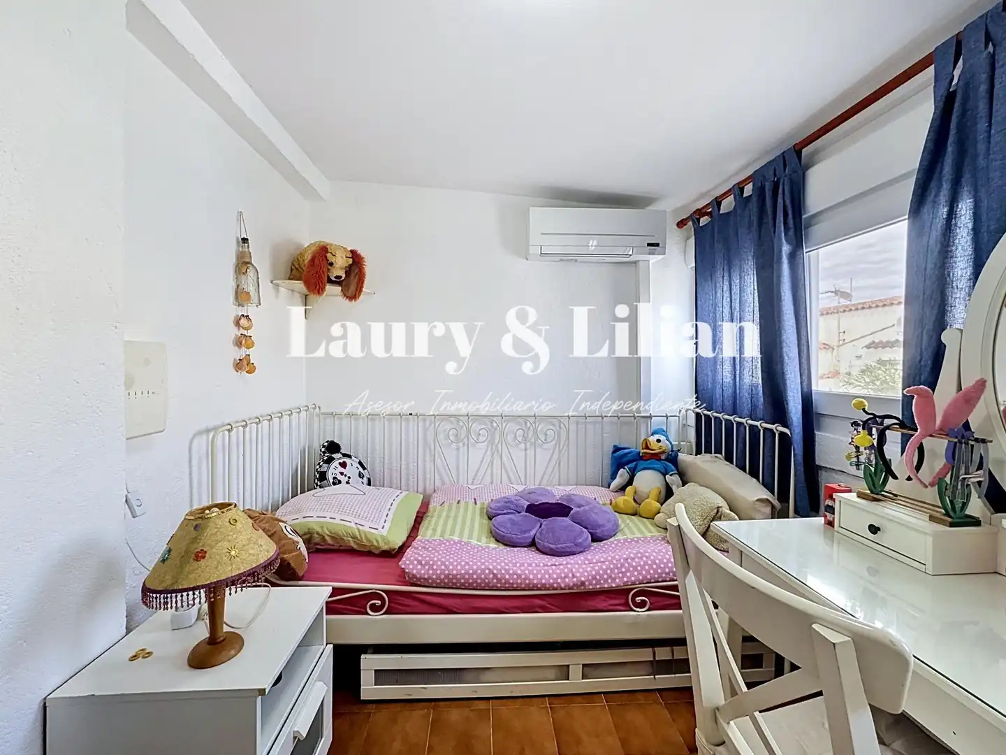 Schlafzimmer von Einfamilien-Reihenhaus zum Verkauf in Empuriabrava mit Heizung