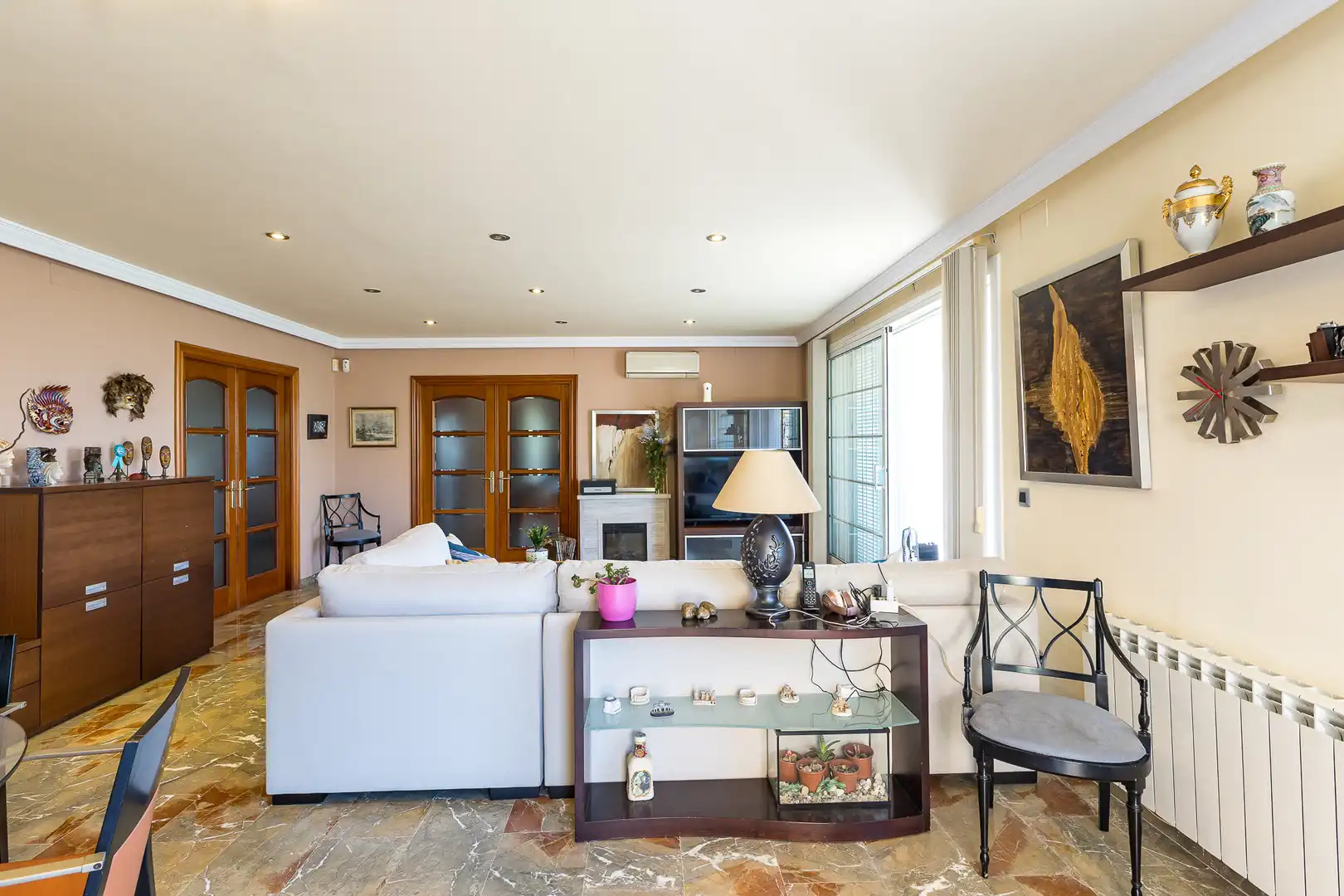 Sala de estar de Casa o chalet en venta en Cubelles con Aire acondicionado, Calefacción y Jardín privado
