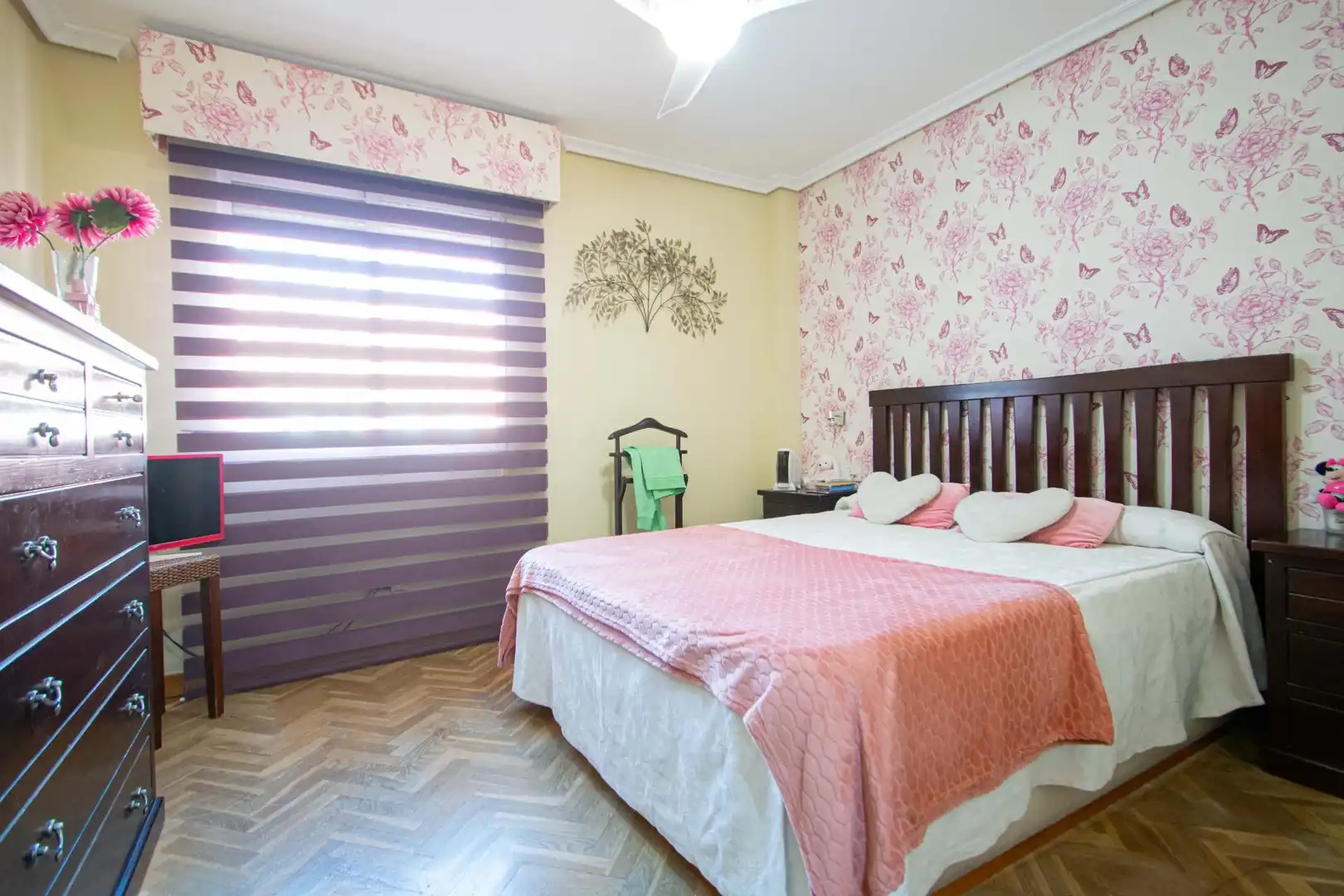 Bedroom of Attic for sale in Sevilla  with Air Conditioner, Heating and Parquet flooring