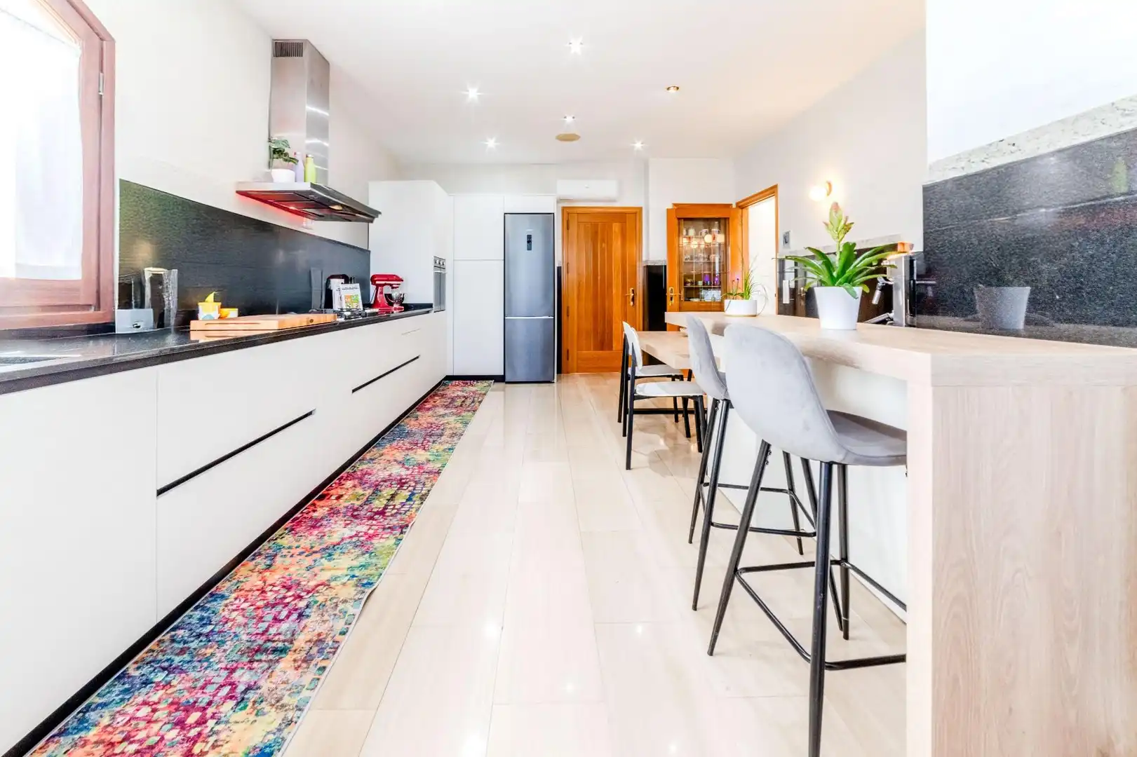 Cocina de Casa o chalet en venta en Cubelles con Aire acondicionado, Calefacción y Jardín privado