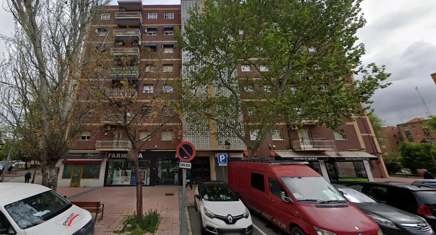 Parking of Houses for sale in Móstoles