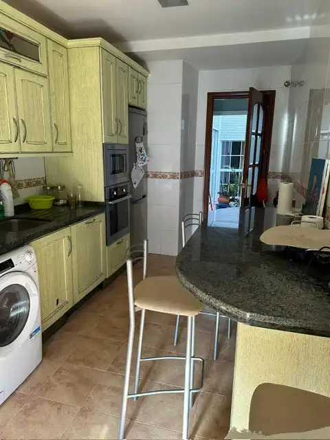 Cocina de Piso en venta en Córdoba con Aire acondicionado, Calefacción y Horno