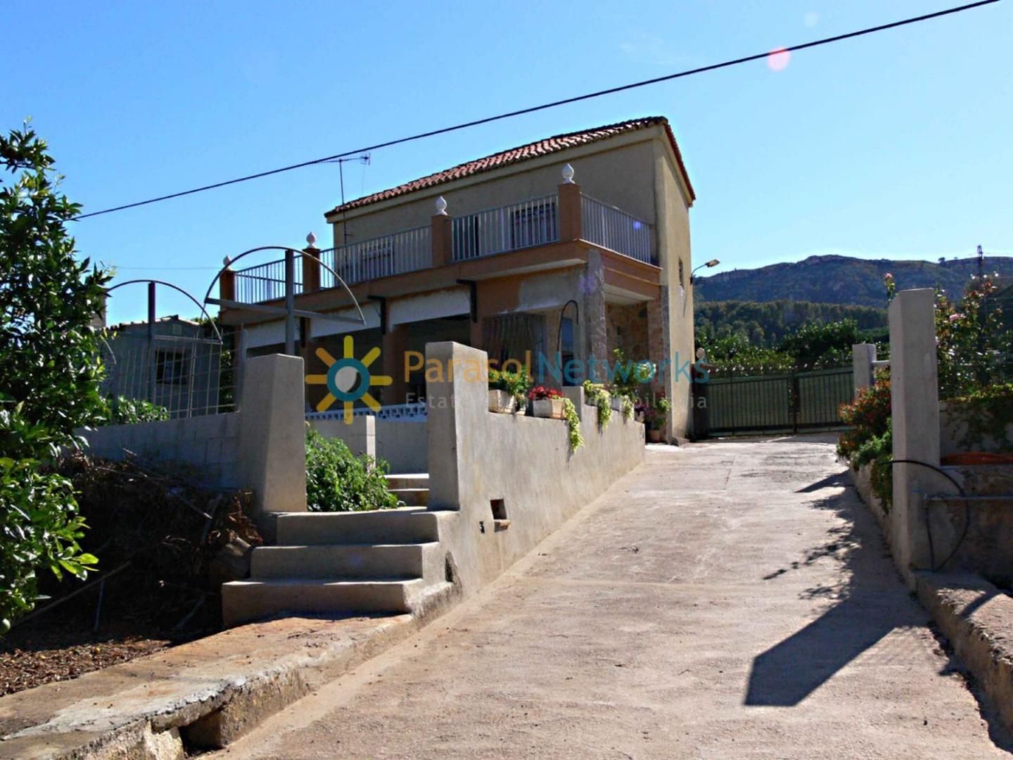 Exterior view of House or chalet for sale in Alzira  with Terrace and Swimming Pool