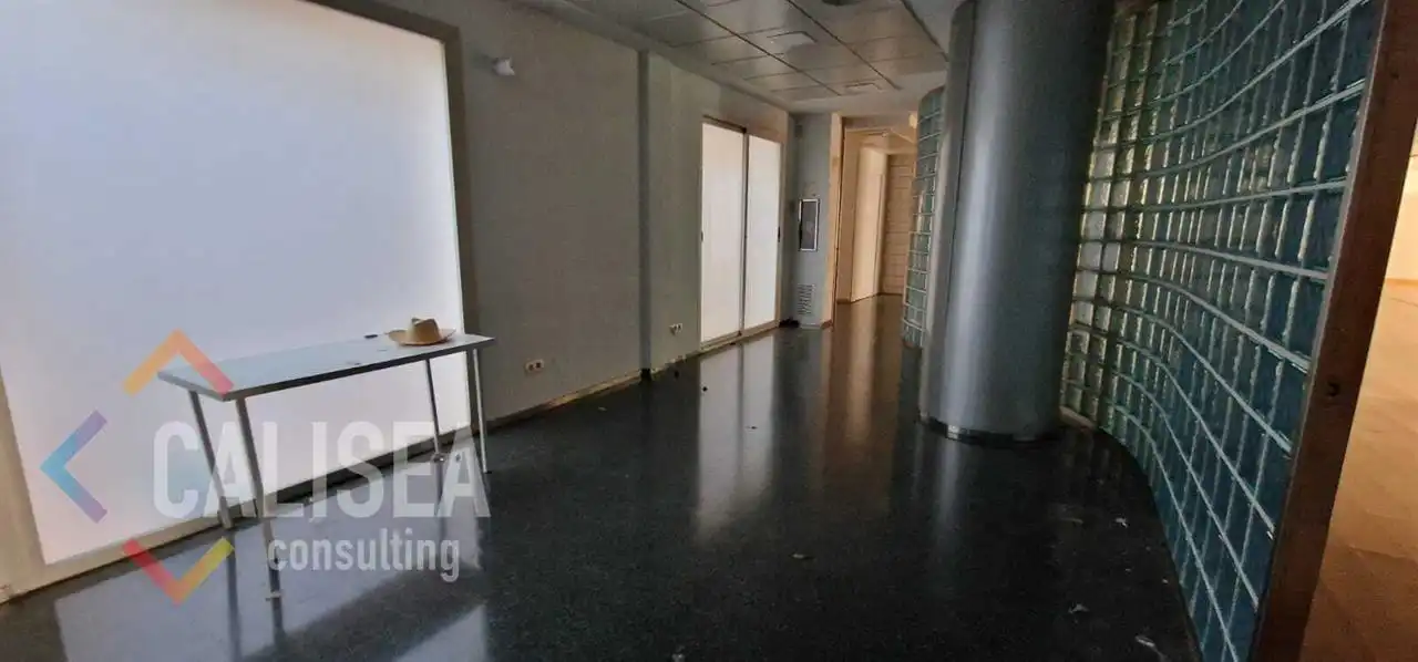 Business premises for sale in Centre - Sant Oleguer, imagen 16