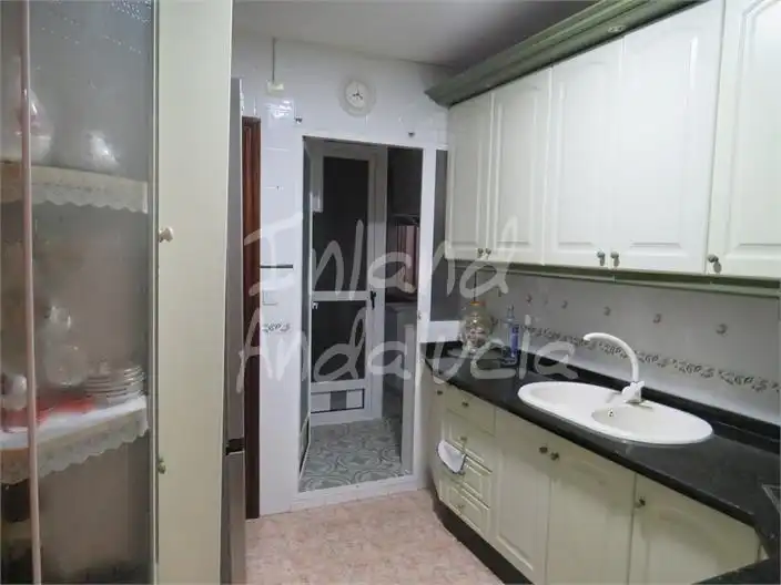 Cuina de Apartament en venda en Martos amb Aire condicionat, Terrassa i Traster