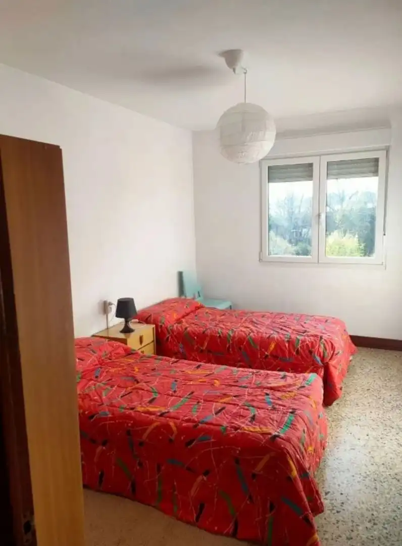 Habitación de Piso en venta en Cerezo de Río Tirón con Terraza