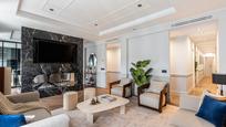Sala d'estar de Àtic en venda en  Madrid Capital amb Aire condicionat, Calefacció i Terrassa