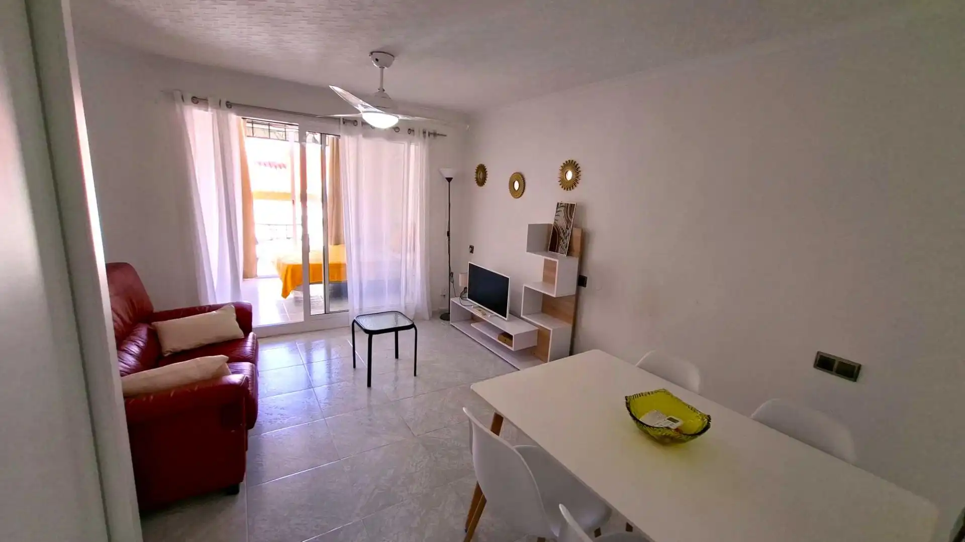 Apartamento con piscina en alquiler en Rincón de Loix, imagen 6