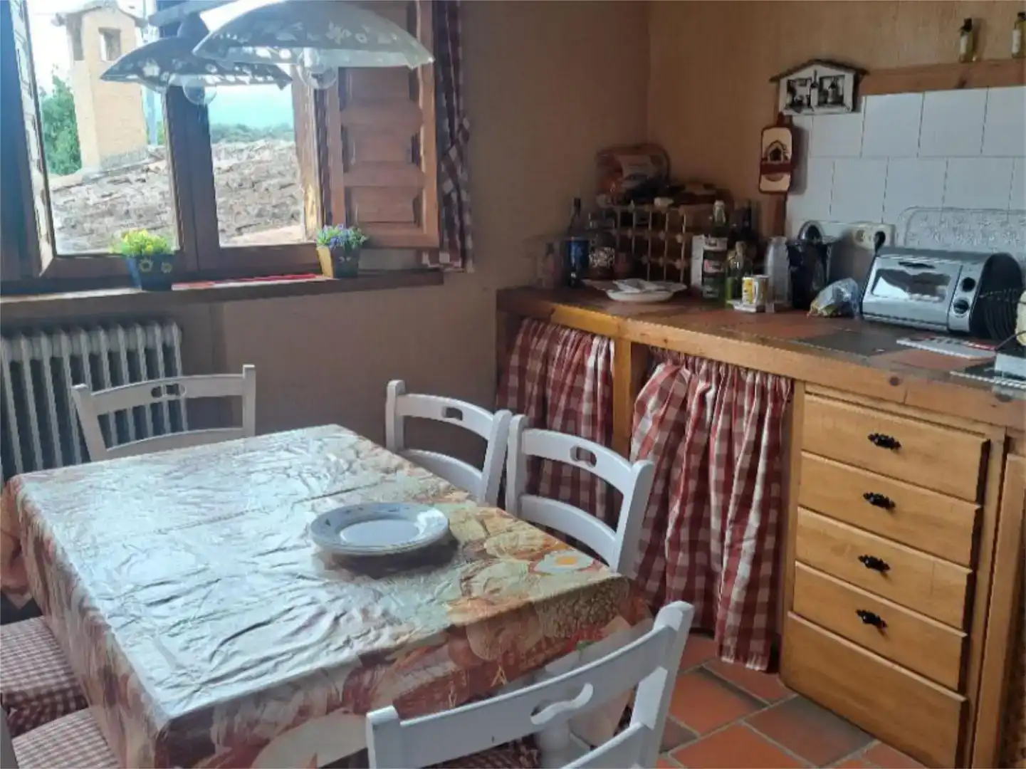 Cuina de Pis en venda en Valleruela de Pedraza amb Traster i Moblat