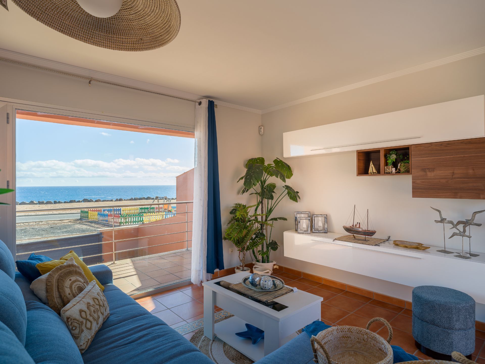 Sala d'estar de Casa o xalet en venda en Antigua