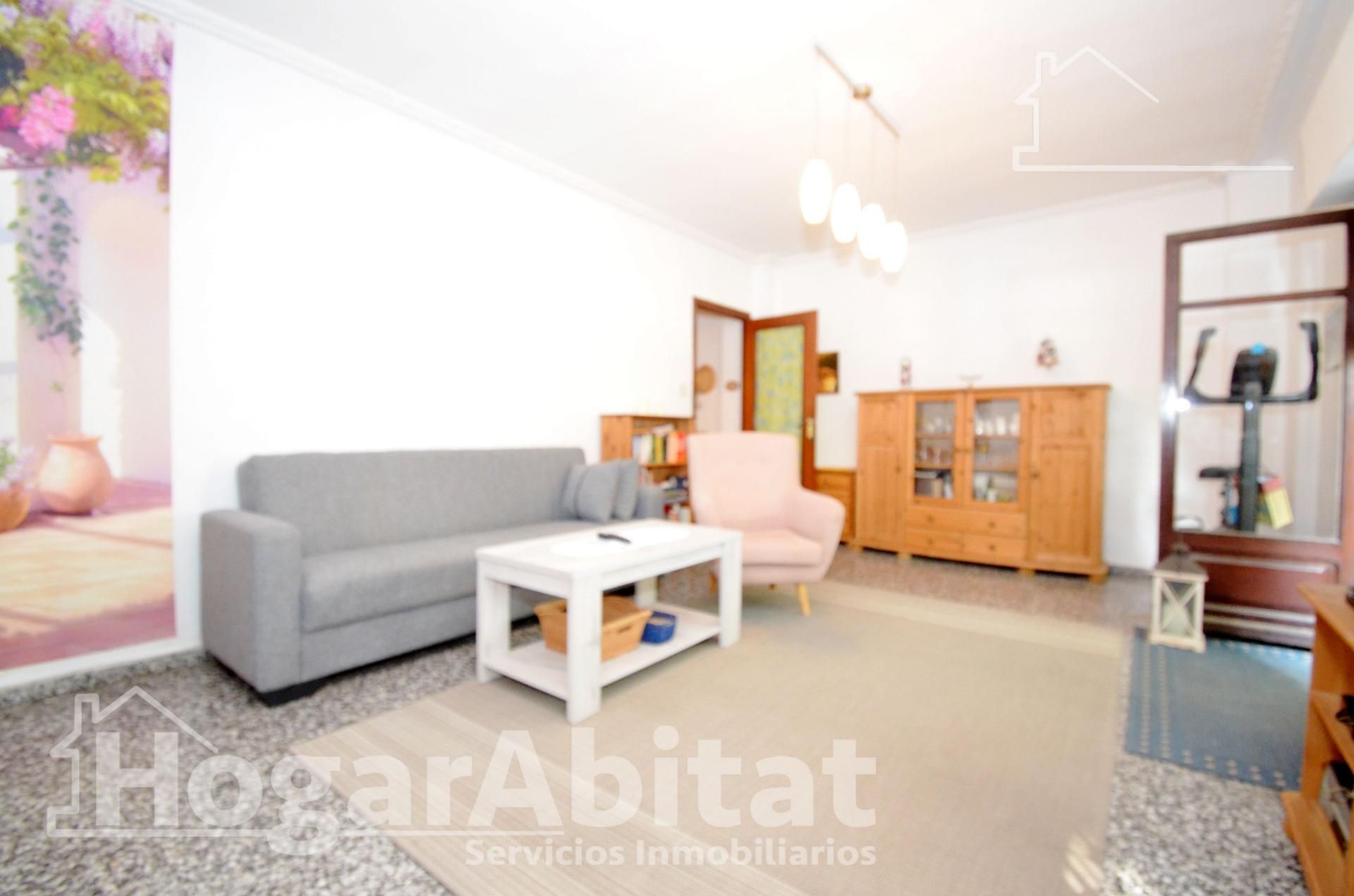 Living room of Flat for sale in Oliva  with Terrace