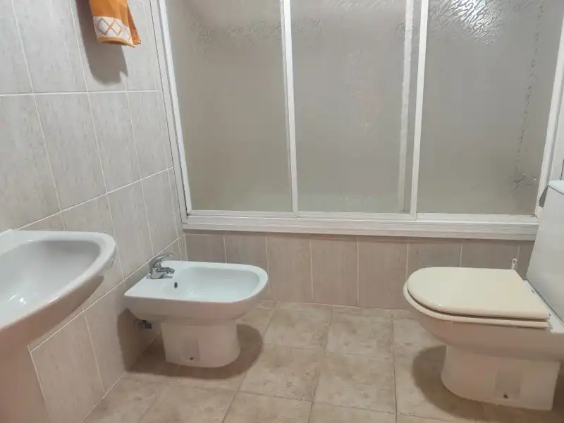 Bany de Apartament en venda en Cullera amb Aire condicionat, Terrassa i Moblat