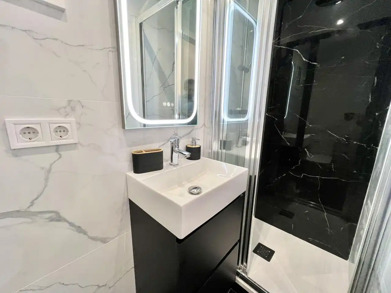 Badezimmer von Wohnung zum Verkauf in Pozuelo de Alarcón mit Klimaanlage und Terrasse