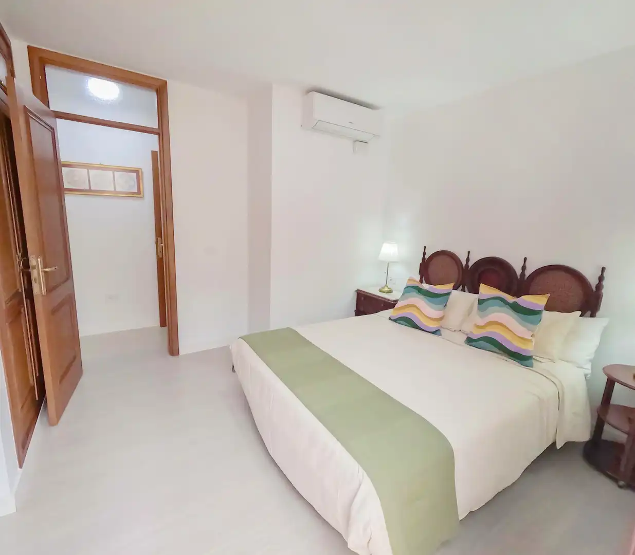 Bedroom of Flat for sale in Santa Cruz de Tenerife  with Air Conditioner, Parquet flooring and Storage room