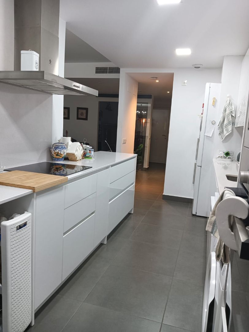 Kitchen of Single-family semi-detached for sale in Dos Hermanas  with Air Conditioner, Heating and Private garden