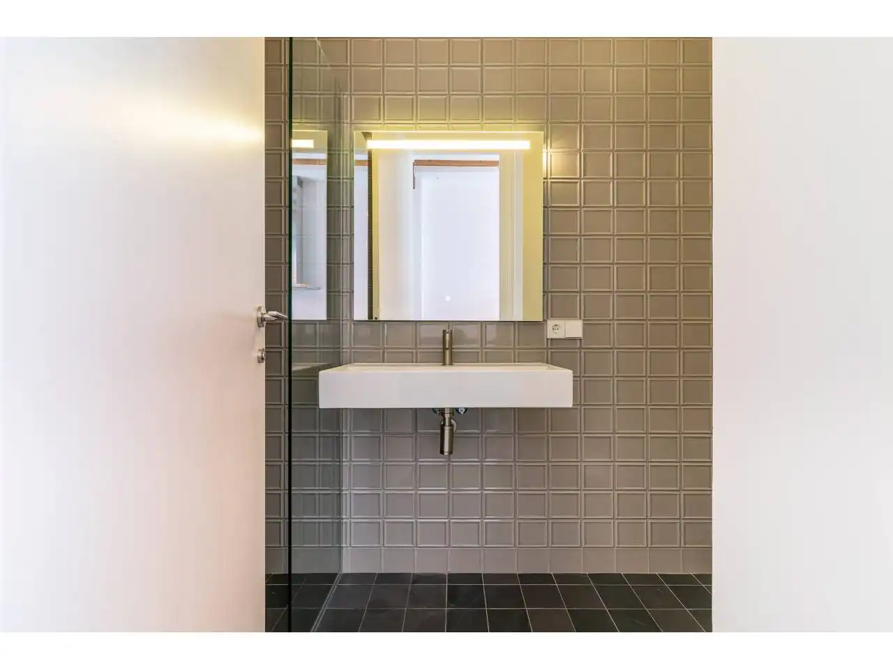 Baño de Piso en venta en Valencia con Aire acondicionado, Calefacción y Terraza