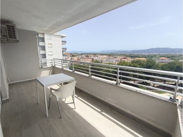 Apartamento con piscina en venta en Calle Bovetar Del