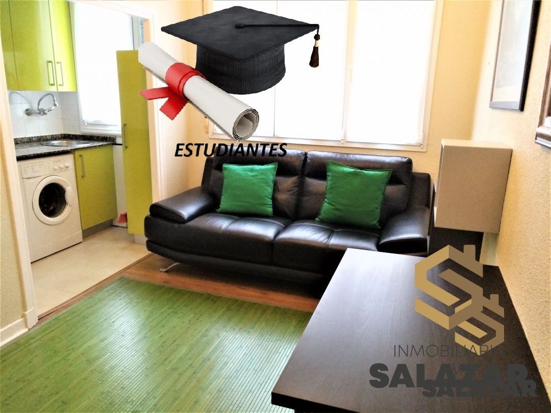 Living room of Flat for rent in Bilbao   with Heating and Microwave