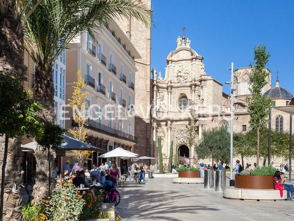 Vista exterior de Pis de lloguer en Ciutat Vella 