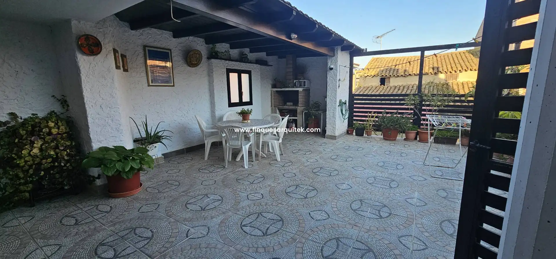 Terrassa de Casa o xalet en venda en Rosselló amb Aire condicionat, Jardí privat i Terrassa