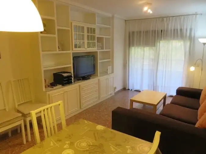 Sala de estar de Piso para compartir en Valencia con Amueblado y Balcón