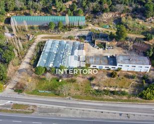 Vista exterior de Nau industrial en venda en Llagostera