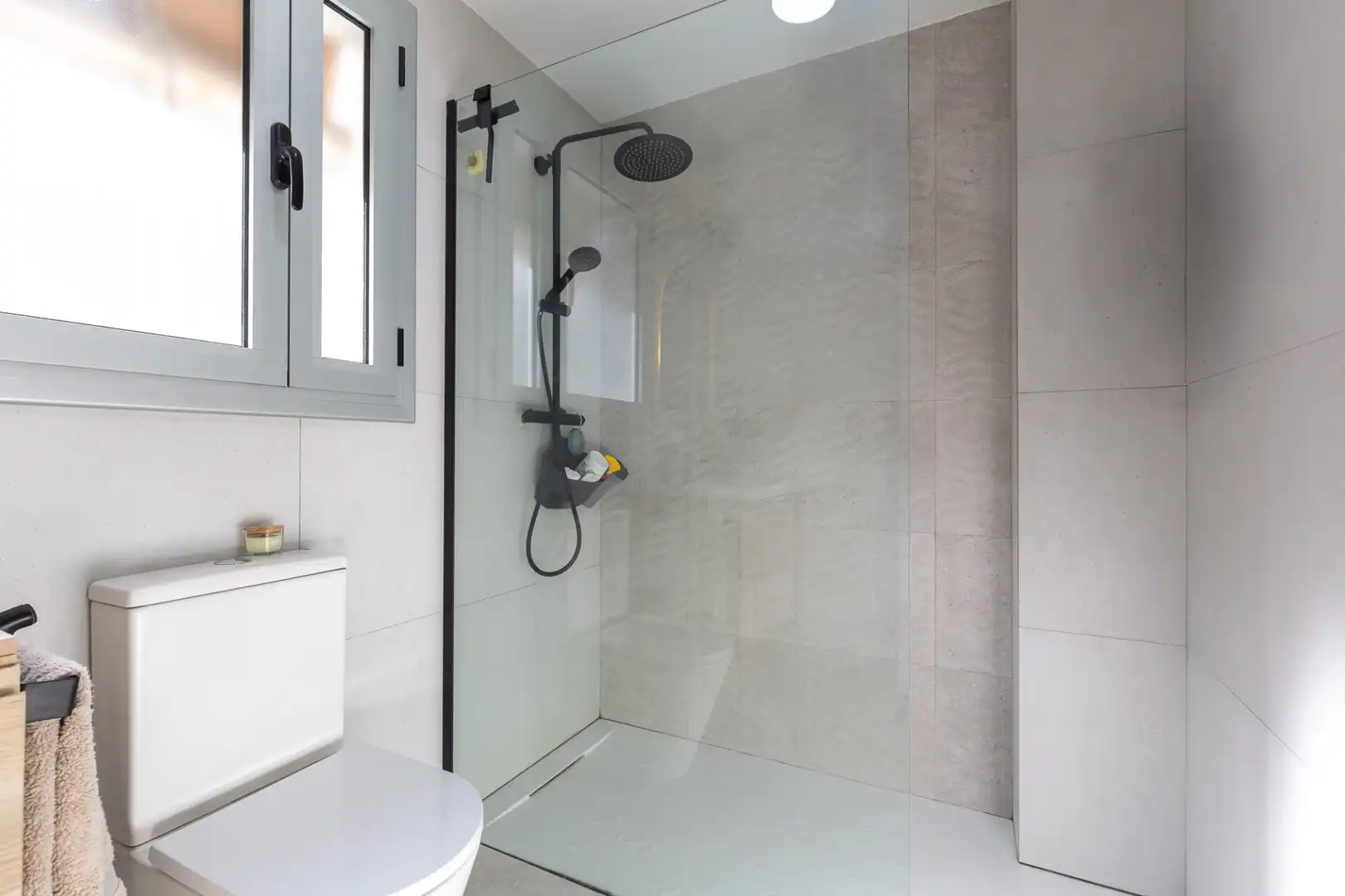Baño de Ático en venta en Rubí con Aire acondicionado, Calefacción y Terraza