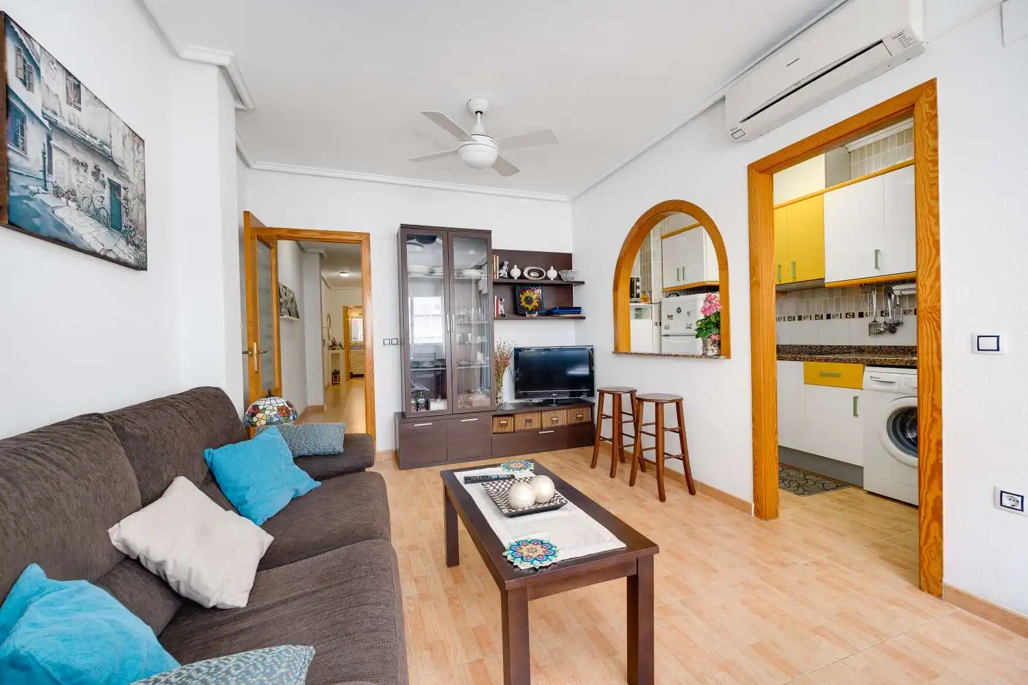 Sala de estar de Apartamento en venta en Torrevieja con Aire acondicionado, Calefacción y Terraza