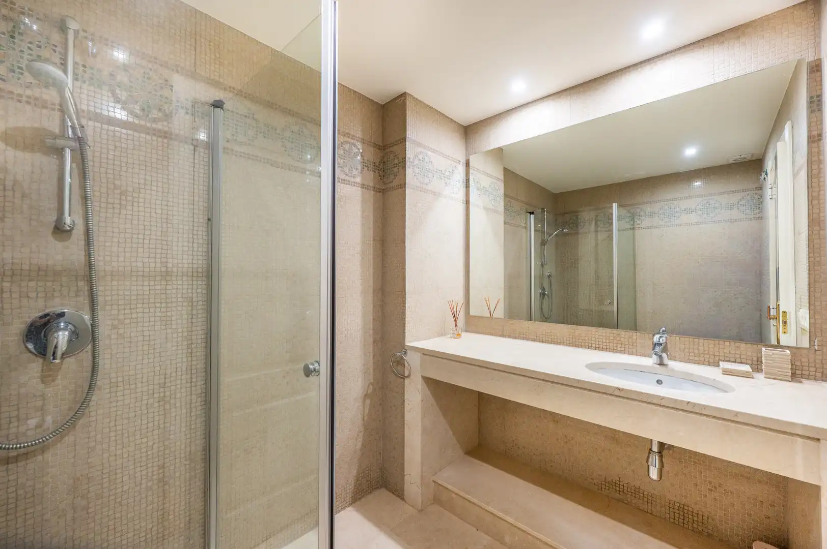 Apartamento con piscina en venta en HERROJO EL 1, imagen 19