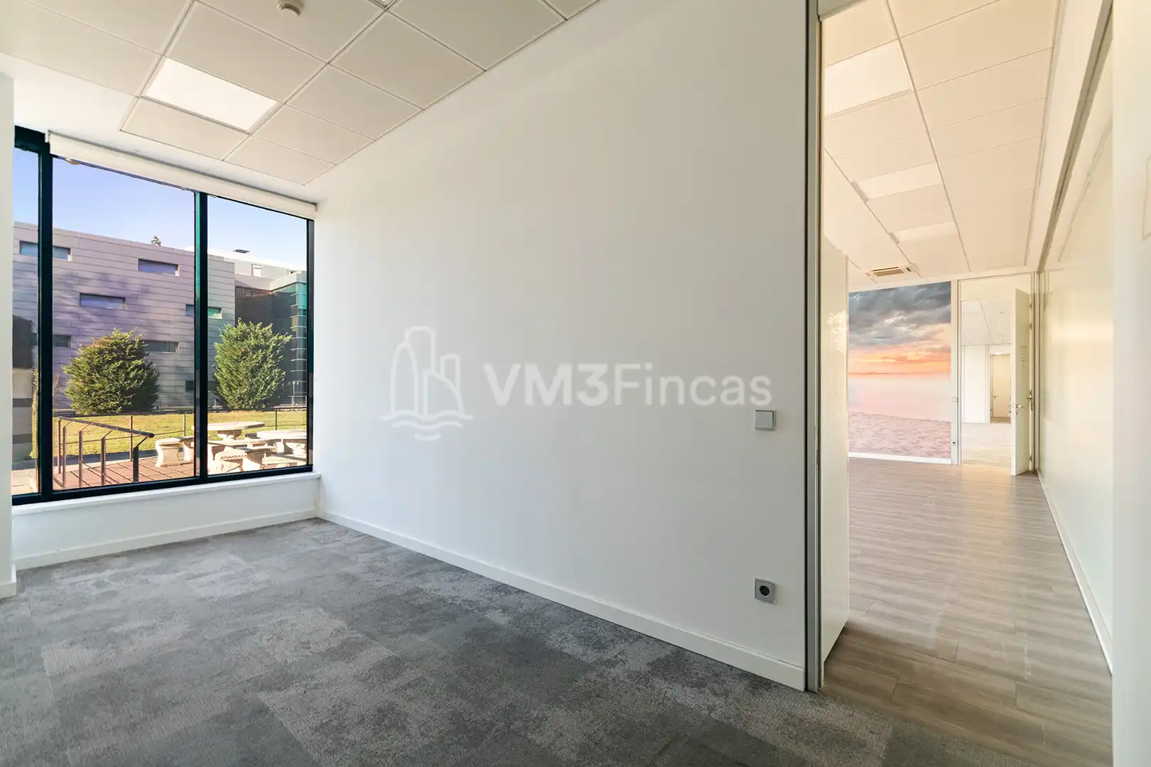 Büro zur Miete in El Prat de Llobregat mit Klimaanlage, Heizung und Terrasse