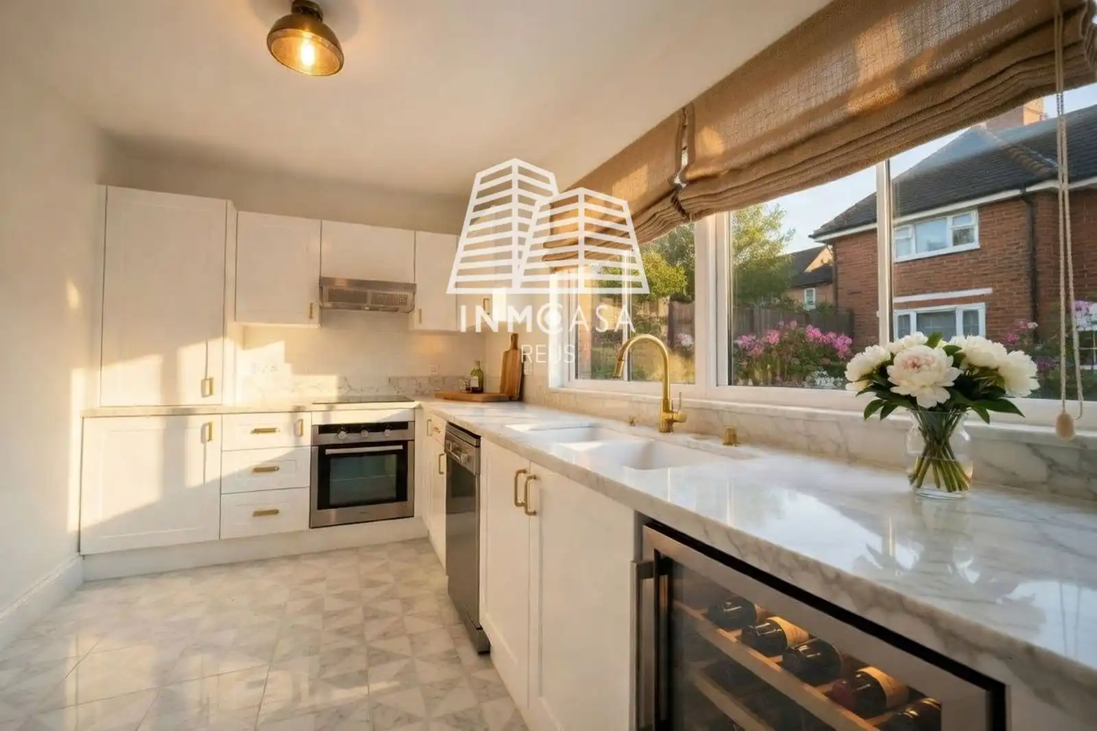 Cocina de Casa adosada en venta en Mejorada del Campo con Calefacción, Jardín privado y Terraza