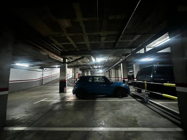 Garaje en Venta en Centre - Eixample – Can Llobet