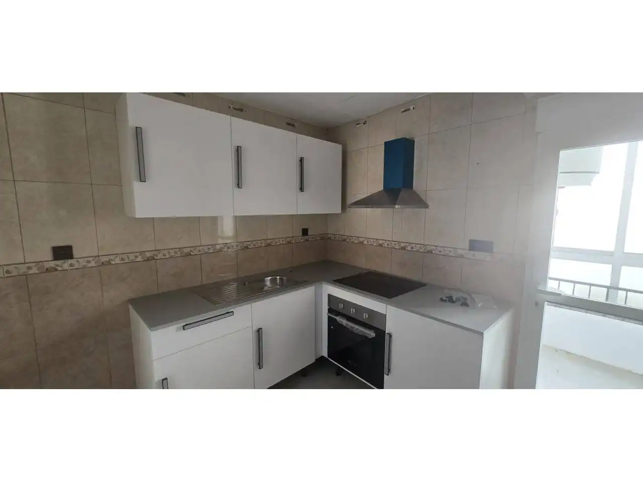Piso en venta en Calle Jerónimo Santa Fe, San José