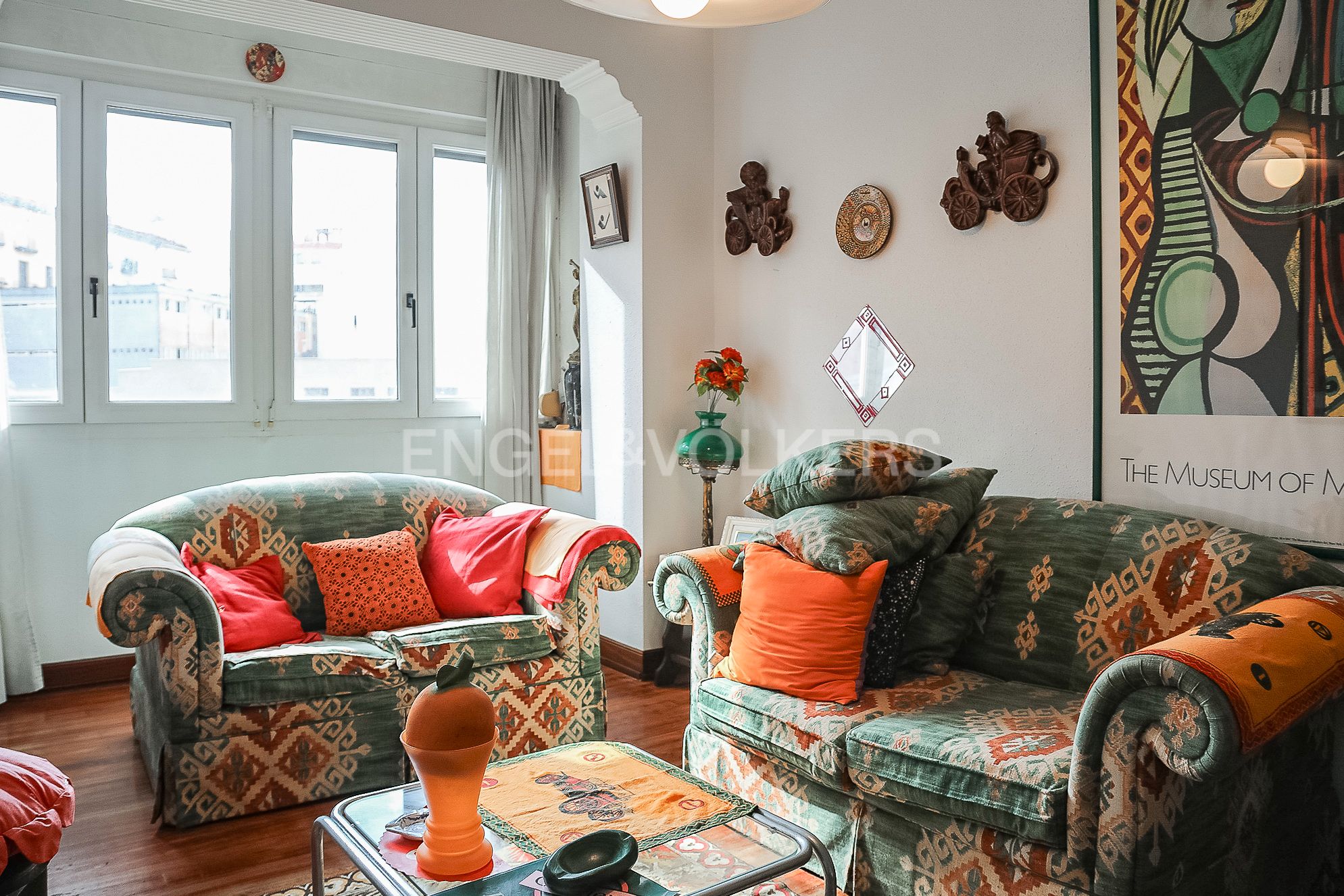 Sala d'estar de Apartament en venda en Bilbao  amb Calefacció